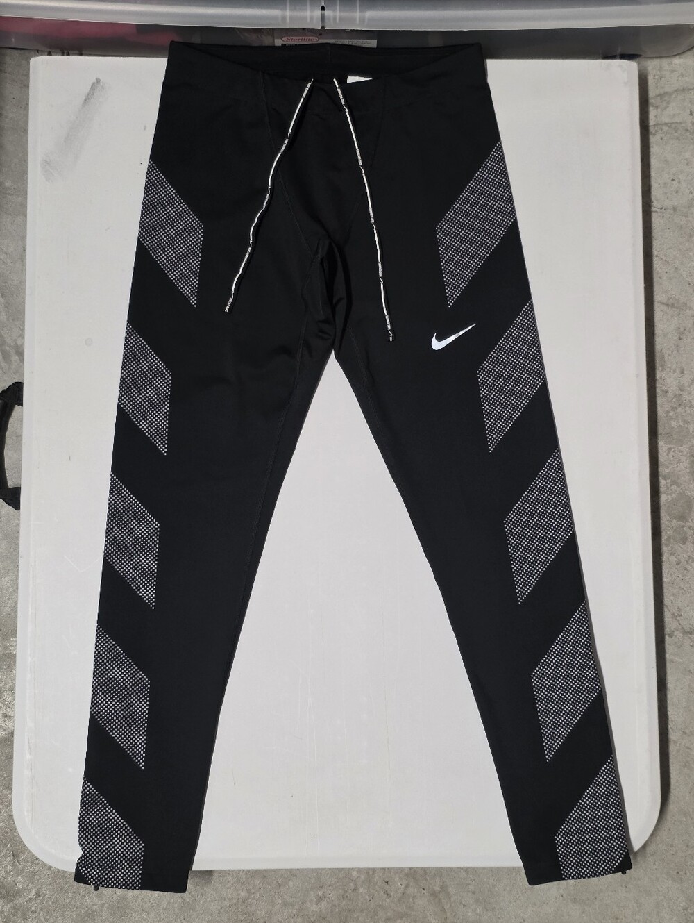 NIKE COMPRESSION RUNNING TIGHTS - REFLECTIVE